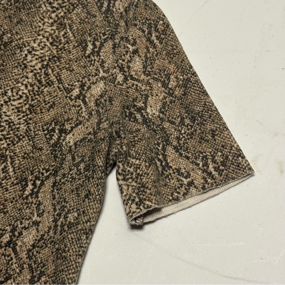 Zara Beige Snake Print Short Sleeve Tee - Picture 6 of 9